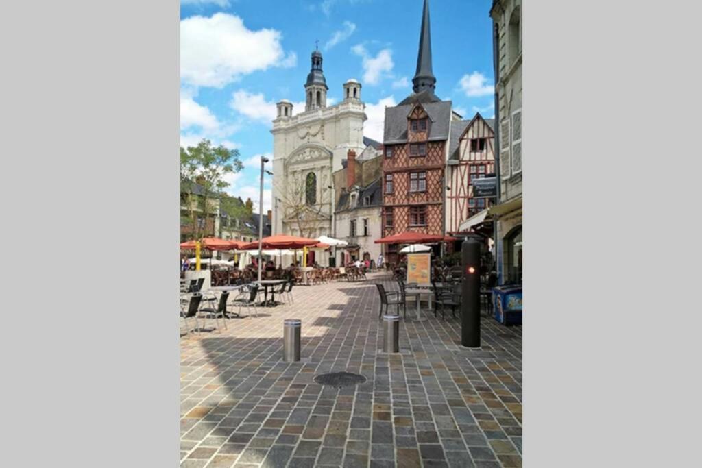 Appart Centre Ville Bords De Loire Saumur Buitenkant foto